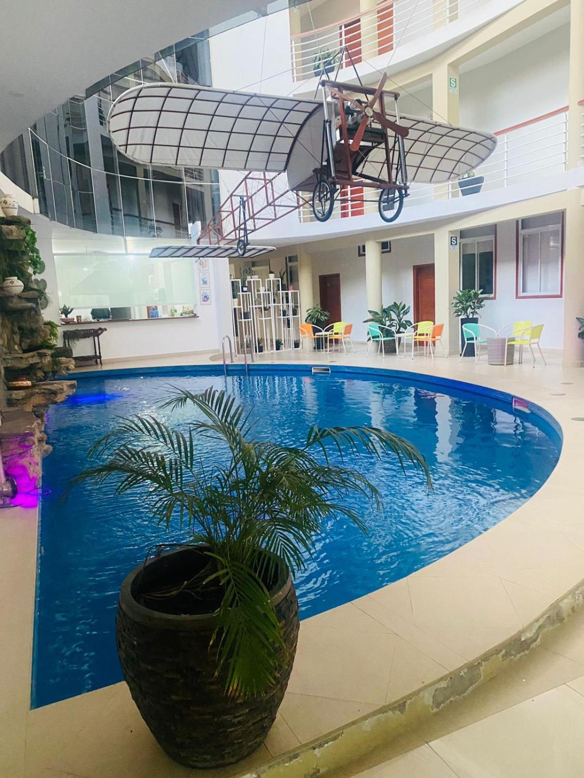 Vuelo 78 Hotel Tarapoto Exterior foto